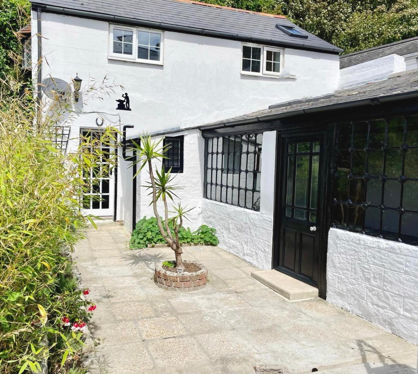 Holiday home The Old Smithy Ventnor